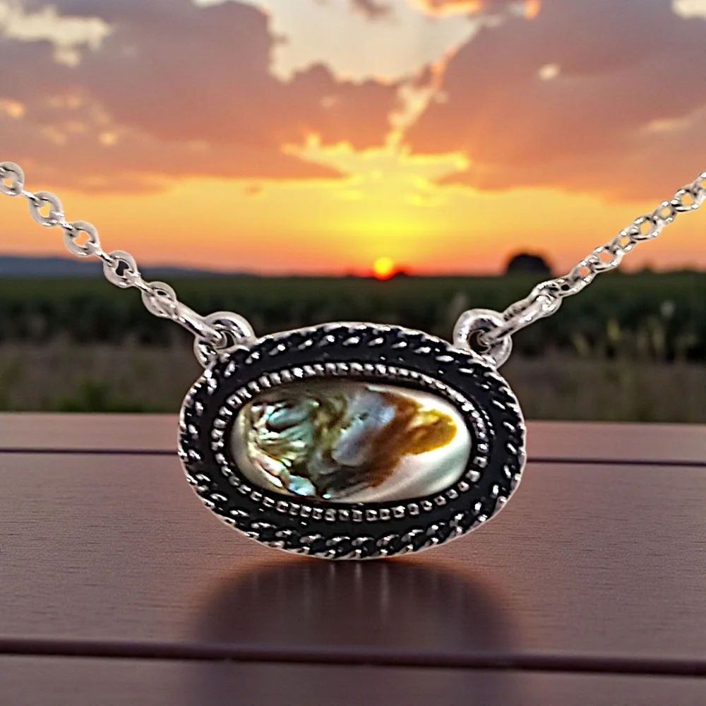 Sarah Coventry Abalone Necklace Vintage 70s Antiqued‎ Silver Tone Sea Treasure